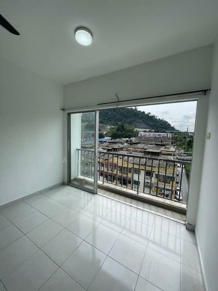 Teratai Residence untuk Untuk Dijual - RM 330,000, Mac 2026 - Balcony - PropertyGuru.com.my