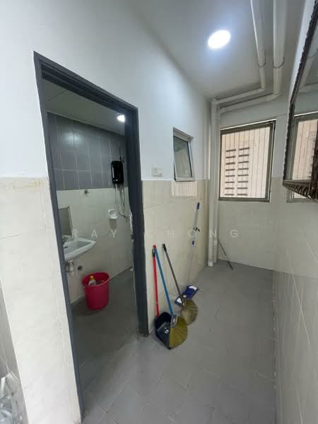 Teratai Residence untuk Untuk Dijual - RM 330,000, Mac 2026 - Bathroom - PropertyGuru.com.my