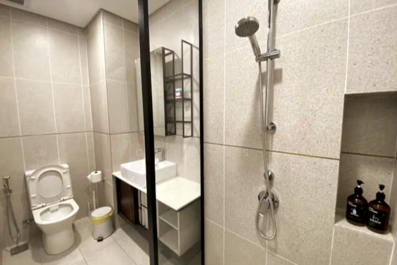 Millerz Square untuk Untuk Disewa - RM 2,000 /bulan, Mac 2026 - Bathroom - PropertyGuru.com.my