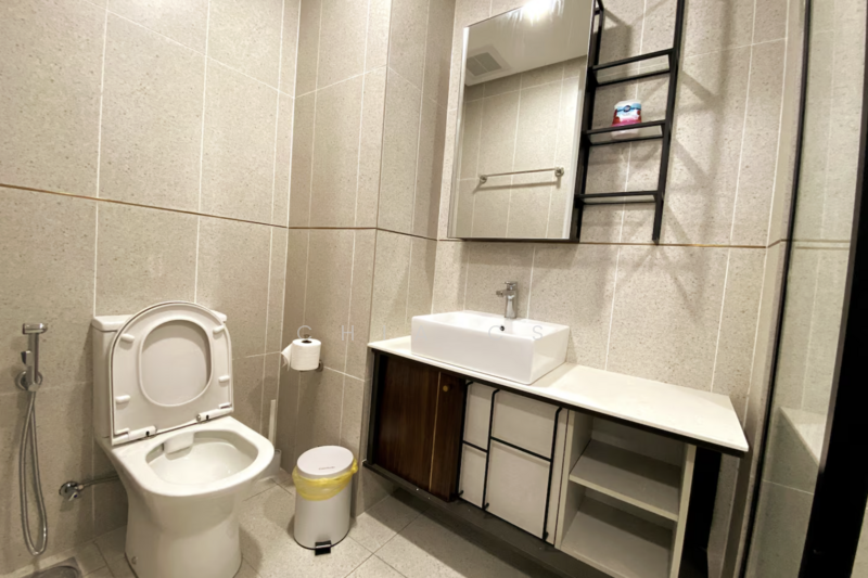 Millerz Square untuk Untuk Disewa - RM 2,000 /bulan, Mac 2026 - Bathroom - PropertyGuru.com.my