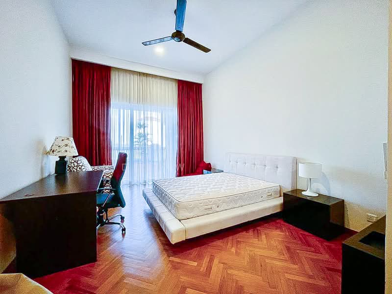 Straits Quay (The Suites at Waterside) untuk Untuk Disewa - RM 5,500 /bulan, Mac 2026 - Bedroom - PropertyGuru.com.my