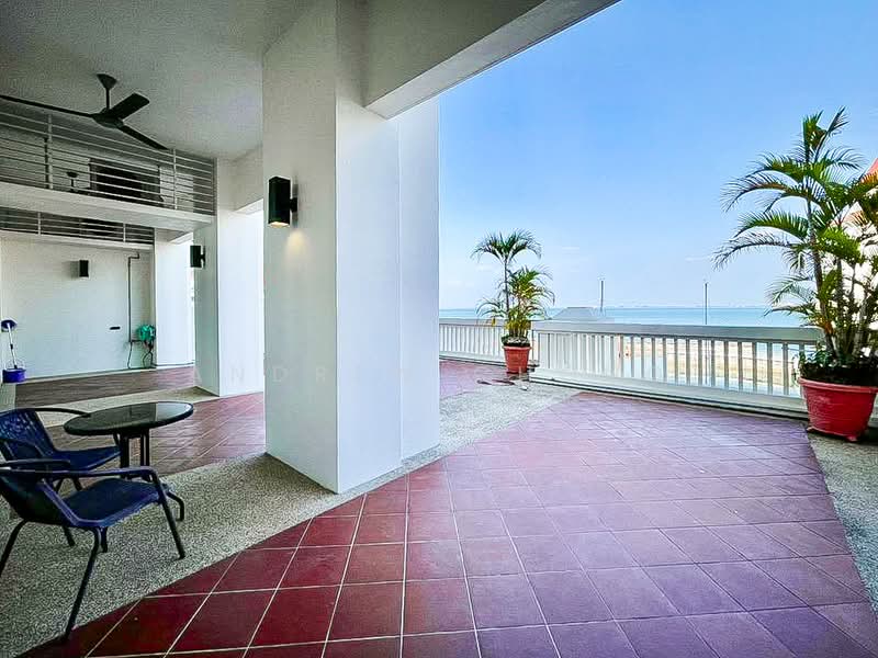 Straits Quay (The Suites at Waterside) untuk Untuk Disewa - RM 5,500 /bulan, Mac 2026 - Balcony - PropertyGuru.com.my