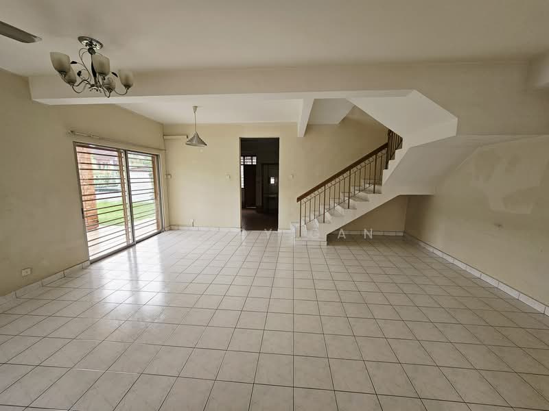 BP10 untuk Untuk Dijual - RM 1,250,000, Mac 2026 - Living Room - PropertyGuru.com.my