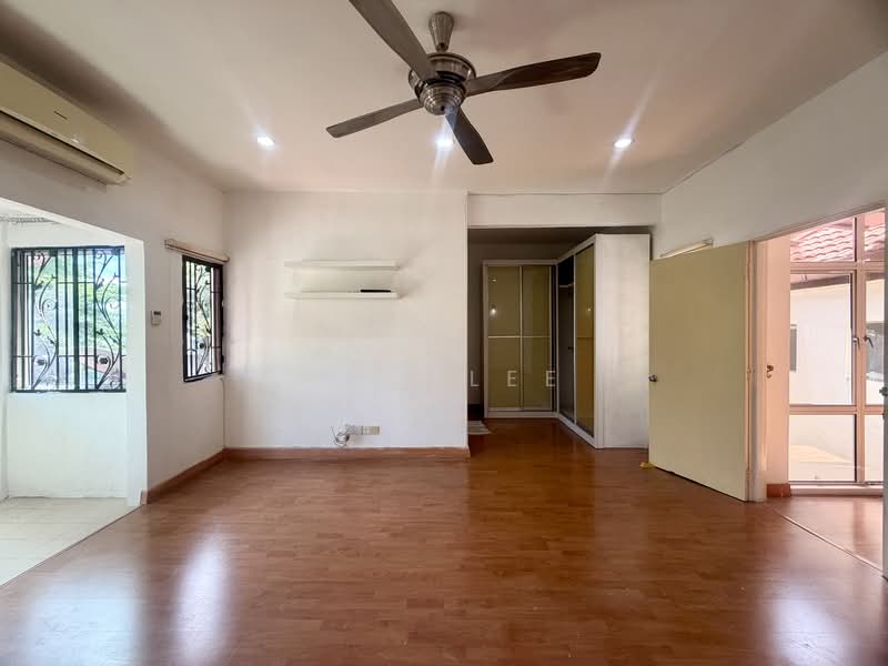 2-storey Terraced House for Sale in Taman Ikhlas (Bandar Sungai Long) - Max Lee - Living Room - PropertyGuru.com.my