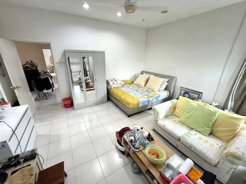 Cluster House for Sale in Kota Tinggi (Johor) - Zoe Lee - Bedroom - PropertyGuru.com.my