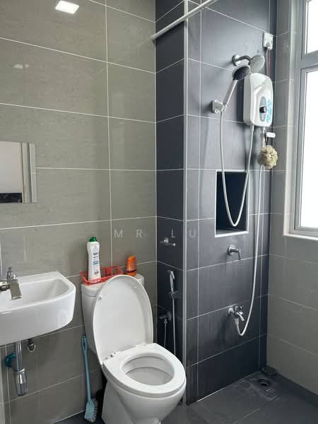 Apartment for Rent at D'Lagoon Luxury Apartment - Mr Lu - Bathroom - PropertyGuru.com.my