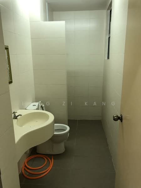Platinum Lake PV 21 untuk Untuk Dijual - RM 310,000, Mac 2026 - Bathroom - PropertyGuru.com.my