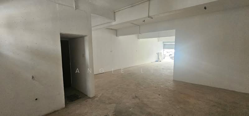 Shop for Rent in Balakong (Cheras) - Angie Lim - Interior - PropertyGuru.com.my