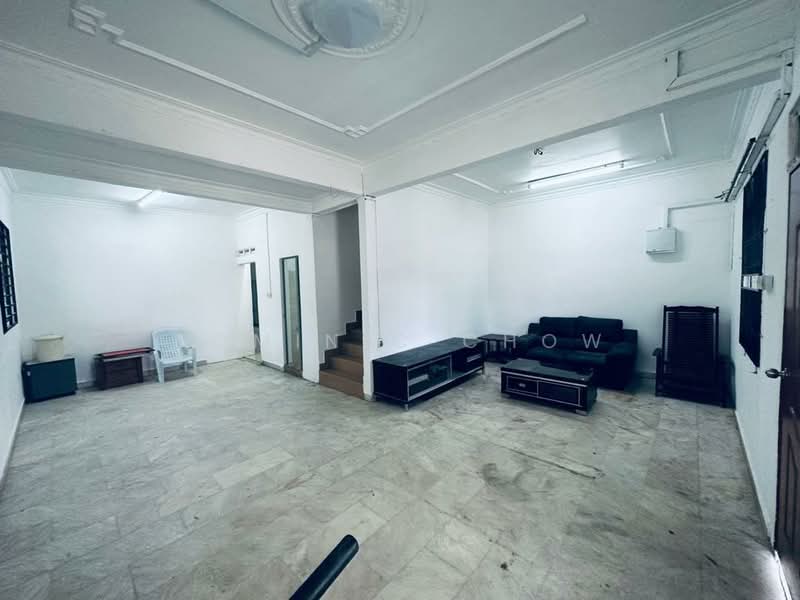 Commercial Bungalow for Rent in Taman Sri Tebrau (Johor Bahru) - Dominic Chow - Living Room - PropertyGuru.com.my