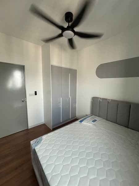 Service Residence for Sale at M Vertica - Ashley Tang S.H - Bedroom - PropertyGuru.com.my