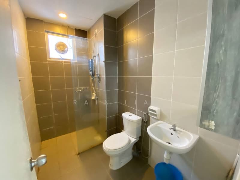 Service Residence for Rent at BSP 21 - Rain Liau - Bathroom - PropertyGuru.com.my