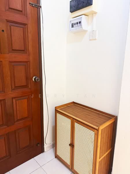 Taman Pekaka Block 31 untuk Untuk Disewa - RM 1,600 /bulan, Mac 2026 - Entrance - PropertyGuru.com.my