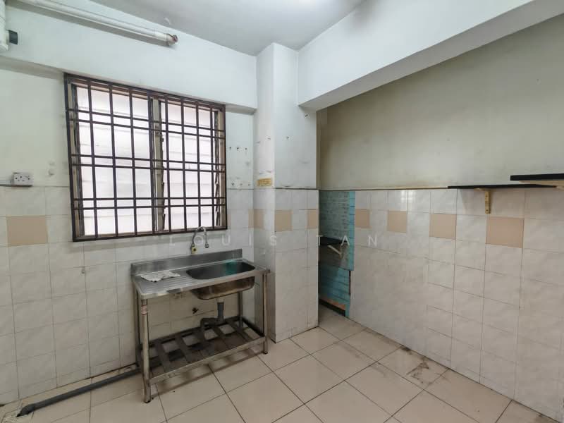 Sri Impian Apartment untuk Untuk Dijual - RM 278,000, Mac 2026 - Kitchen - PropertyGuru.com.my