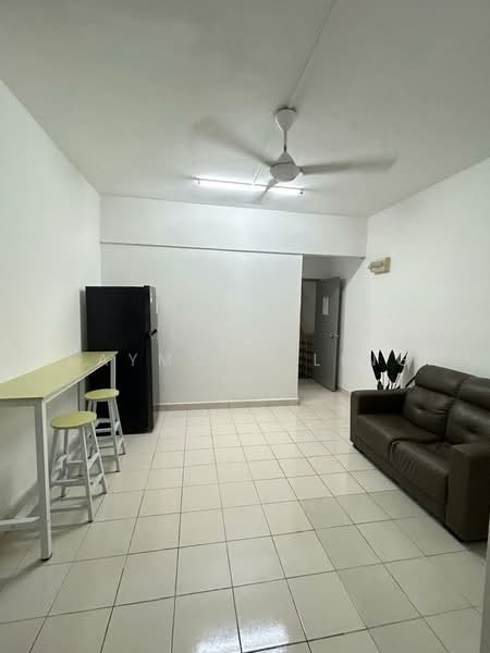 Condominium for Rent at Residensi Laguna (Sunway Belvedere) - Raymond Ling - Living Room - PropertyGuru.com.my