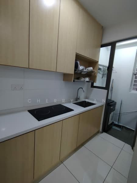 Service Residence for Rent at Kenwingston Platz - Cherry Tan - Kitchen - PropertyGuru.com.my