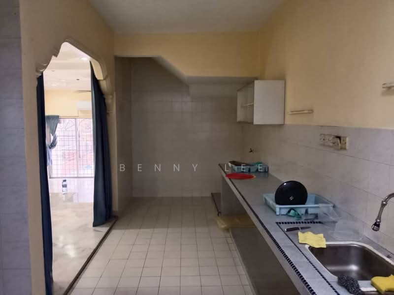 Terraced House for Rent in Bandar Sungai Long (Selangor) - Benny Lee - Kitchen - PropertyGuru.com.my