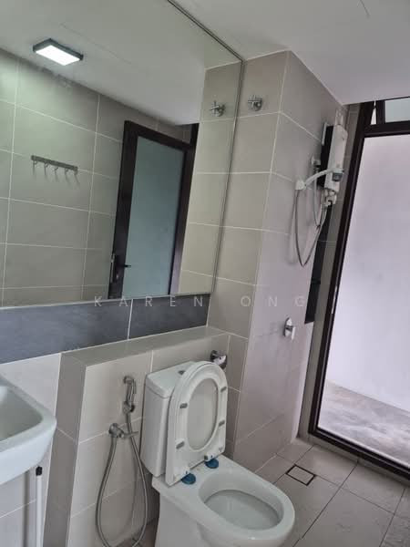 Putra Residence untuk Untuk Dijual - RM 650,000, Mac 2026 - Bathroom - PropertyGuru.com.my