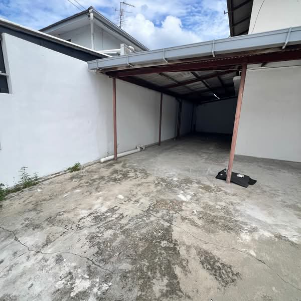 2-storey Terraced House for Rent in Johor Bahru (Johor) - Braden Tan - Exterior - PropertyGuru.com.my