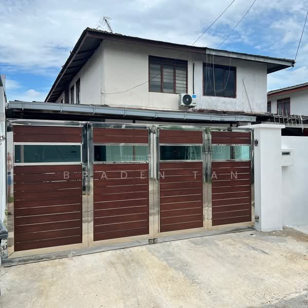 2-storey Terraced House for Rent in Johor Bahru (Johor) - Braden Tan - Exterior - PropertyGuru.com.my