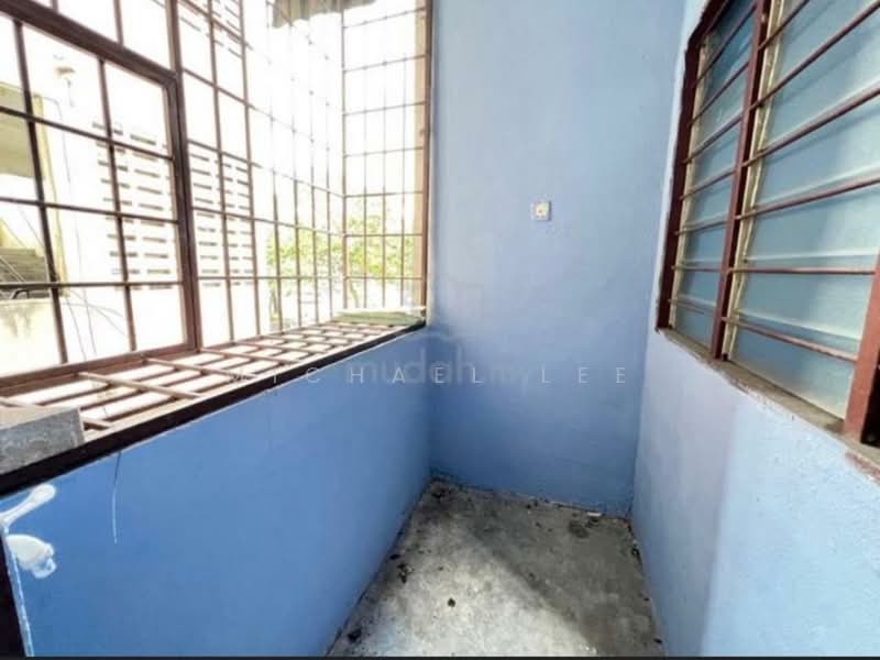 Rumah Pangsa Nilam Sari untuk Untuk Dijual - RM 218,888, Mac 2026 - Balcony - PropertyGuru.com.my