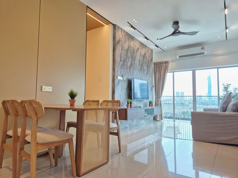 Servis Apartment untuk Dijual di Horizon Suites - Lisa Wang - Living Room - PropertyGuru.com.my