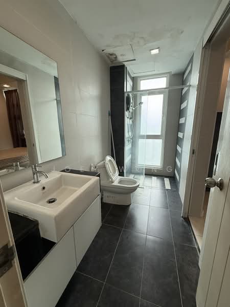 Central Residence @ Sungai Besi untuk Untuk Disewa - RM 1,400 /bulan, Mac 2026 - Bathroom - PropertyGuru.com.my