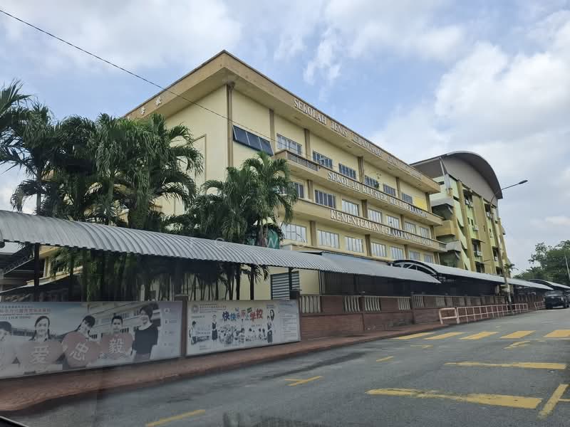 Shop for Rent in SS19 (Subang Jaya) - FC Wong - Exterior - PropertyGuru.com.my
