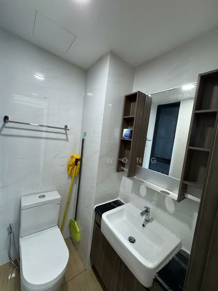 Service Residence for Rent at Country Garden Central Park - Jay Wong - Bathroom - PropertyGuru.com.my