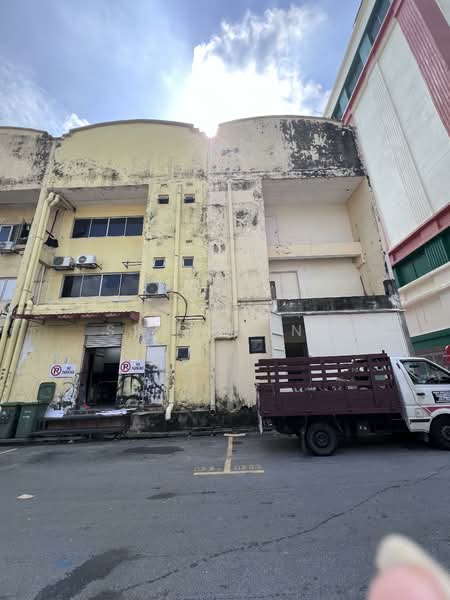 Shop / Office for Sale in Sungai Besi (Kuala Lumpur) - Sheryl Ng - Exterior - PropertyGuru.com.my