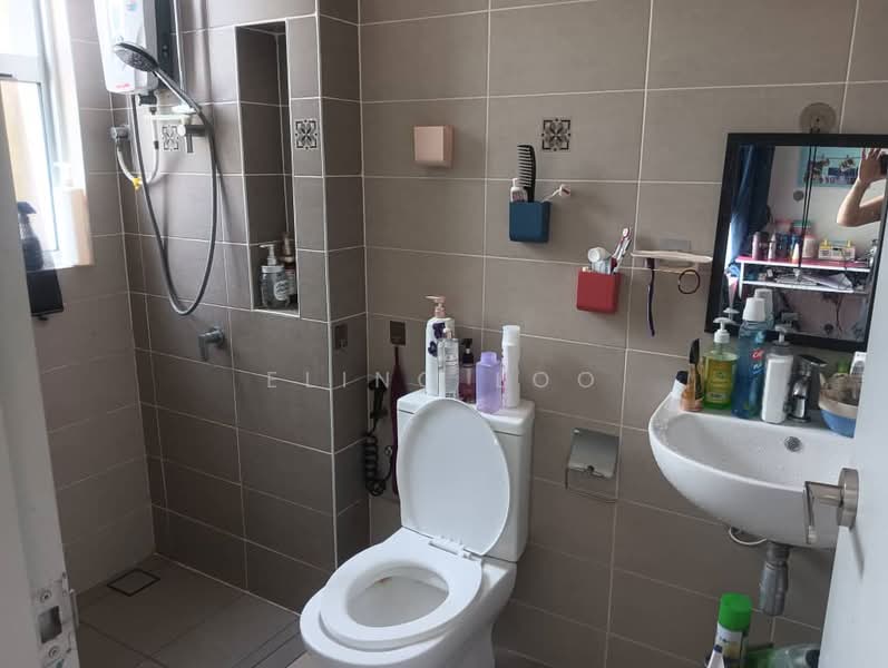 3-storey Terraced House for Sale in Bandar Tropicana Aman (Telok Panglima Garang) - Eling Loo - Bathroom - PropertyGuru.com.my