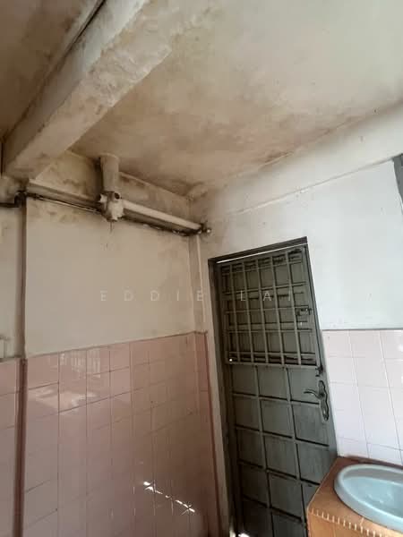 2-storey Terraced House for Sale in Taman Johor Jaya (Johor Bahru) - Eddie Lai - Interior - PropertyGuru.com.my