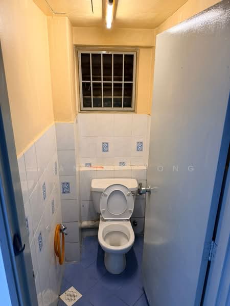 Apartment for Rent at Aman Dua - Shannah Tong - Bathroom - PropertyGuru.com.my