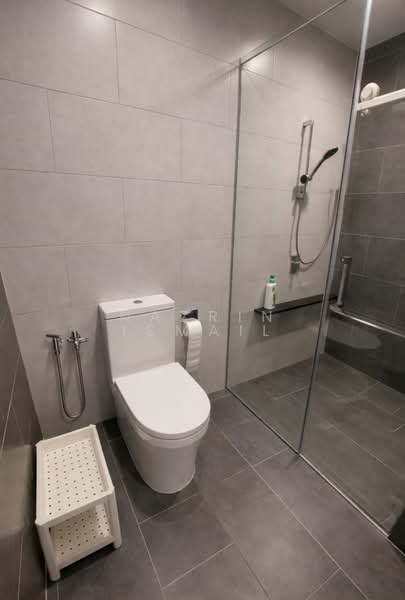 Service Residence for Sale at Paisley @ Tropicana Metropark - Nazrin Ismail - Bathroom - PropertyGuru.com.my