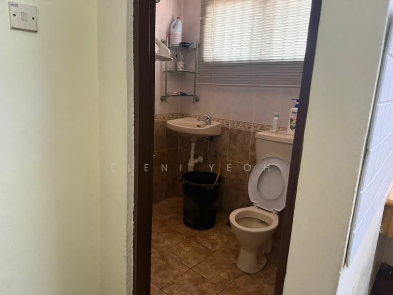 Terraced House for Sale in Bandar Sungai Long (Selangor) - Eleni Yeoh - Bathroom - PropertyGuru.com.my