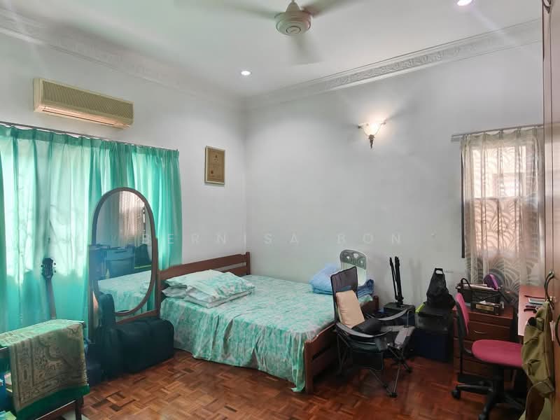 SS 21, Damansara Utama Petaling Jaya untuk Untuk Dijual - RM 2,700,000, Mac 2026 - Bedroom - PropertyGuru.com.my