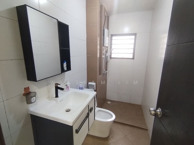 Desa Idaman Residences untuk Untuk Dijual - RM 420,000, Mac 2026 - Bathroom - PropertyGuru.com.my