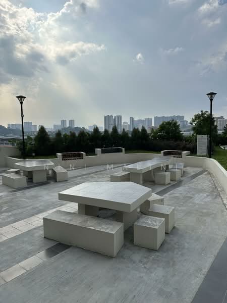 Residensi Sateria untuk Untuk Disewa - RM 1,250 /bulan, Mac 2026 - Exterior - PropertyGuru.com.my