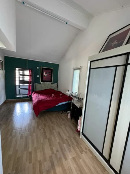 3-storey Terraced House for Sale in Taman Sri Bintang (Kepong) - Loh Pei Ling - Bedroom - PropertyGuru.com.my