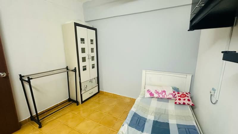 Flat for Rent at Taman Jade - Elaine Lee - Bedroom - PropertyGuru.com.my
