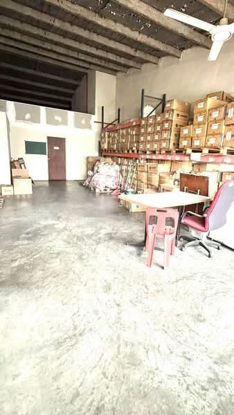 Terrace Factory for Sale in Taman Perindustrian Tampoi Jaya (Tampoi) - Benjamin Ong - Interior - PropertyGuru.com.my