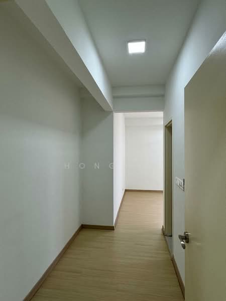 Service Residence for Rent at Gravit8, Klang - Hong Ng - Corridor - PropertyGuru.com.my