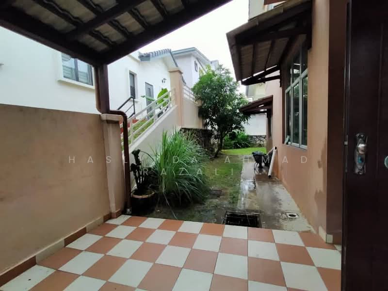 Semi-Detached House for Sale in Saujana Villa (Kajang) - Haslinda Ahmad Razali - Exterior - PropertyGuru.com.my