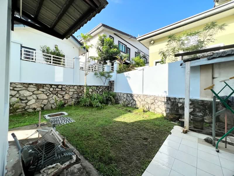 Semi-Detached House for Sale in Saujana Villa (Kajang) - Haslinda Ahmad Razali - Exterior - PropertyGuru.com.my