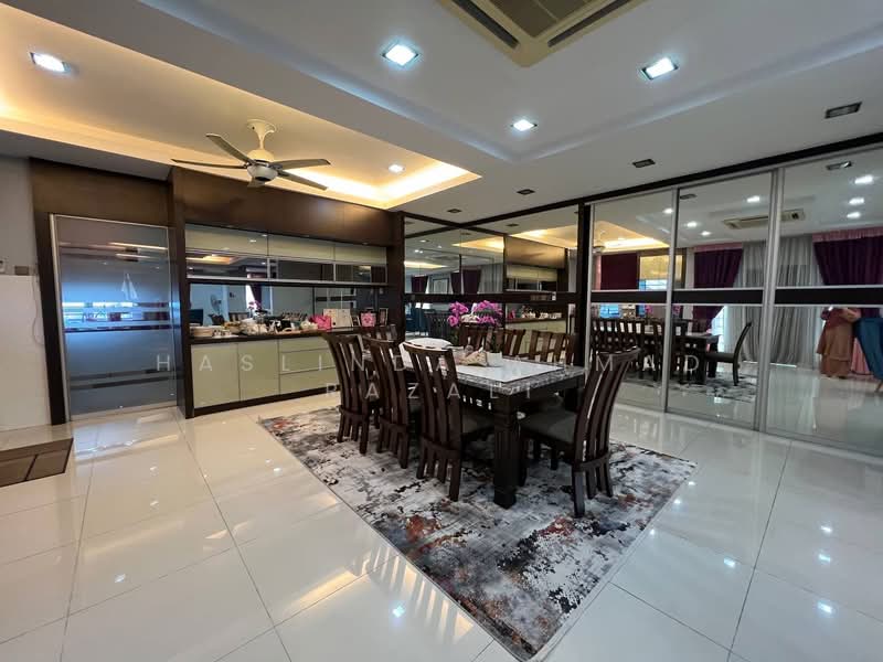 Semi-Detached House for Sale in Saujana Villa (Kajang) - Haslinda Ahmad Razali - Dining Room - PropertyGuru.com.my