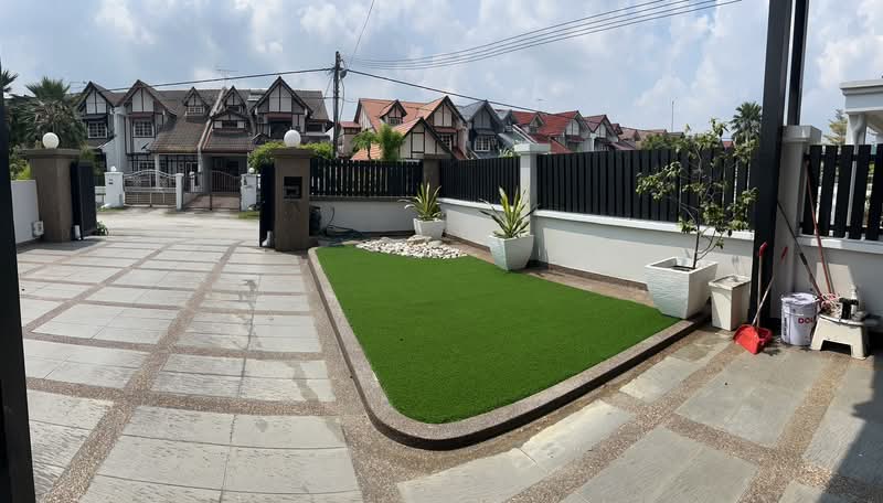 Terraced House for Sale in Subang Jaya (Selangor) - Samantha Chooi - Exterior - PropertyGuru.com.my