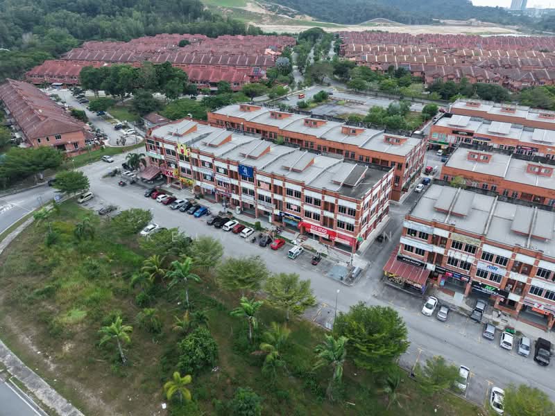 Kedai untuk Disewa di Seksyen U10 (Shah Alam) - Kelvin Lian - Exterior - PropertyGuru.com.my
