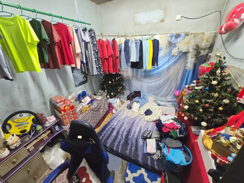 1-storey Terraced House for Sale in Taman Nora (Ulu Tiram) - Wilson Ku - Bedroom - PropertyGuru.com.my