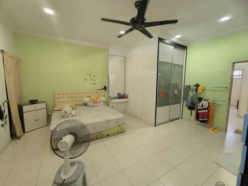 2-storey Terraced House for Sale in Ampang (Selangor) - Jemie . - Bedroom - PropertyGuru.com.my