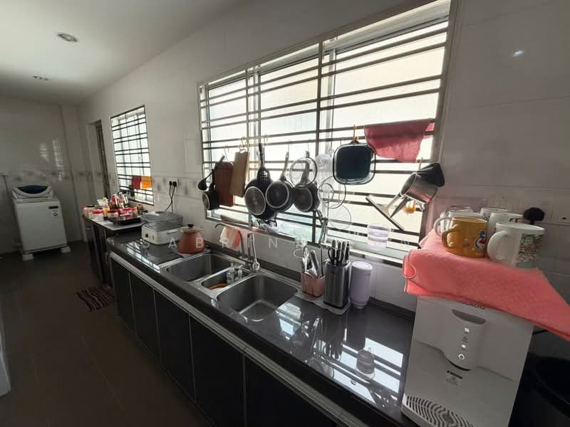 2-storey Terraced House for Sale in Taman Desa Tebrau (Tebrau) - Sabrina Gan - Kitchen - PropertyGuru.com.my