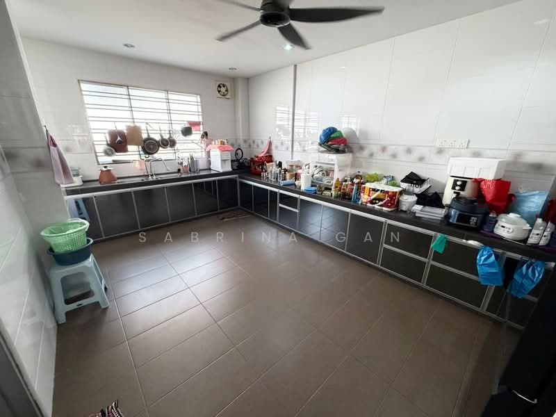 2-storey Terraced House for Sale in Taman Desa Tebrau (Tebrau) - Sabrina Gan - Kitchen - PropertyGuru.com.my